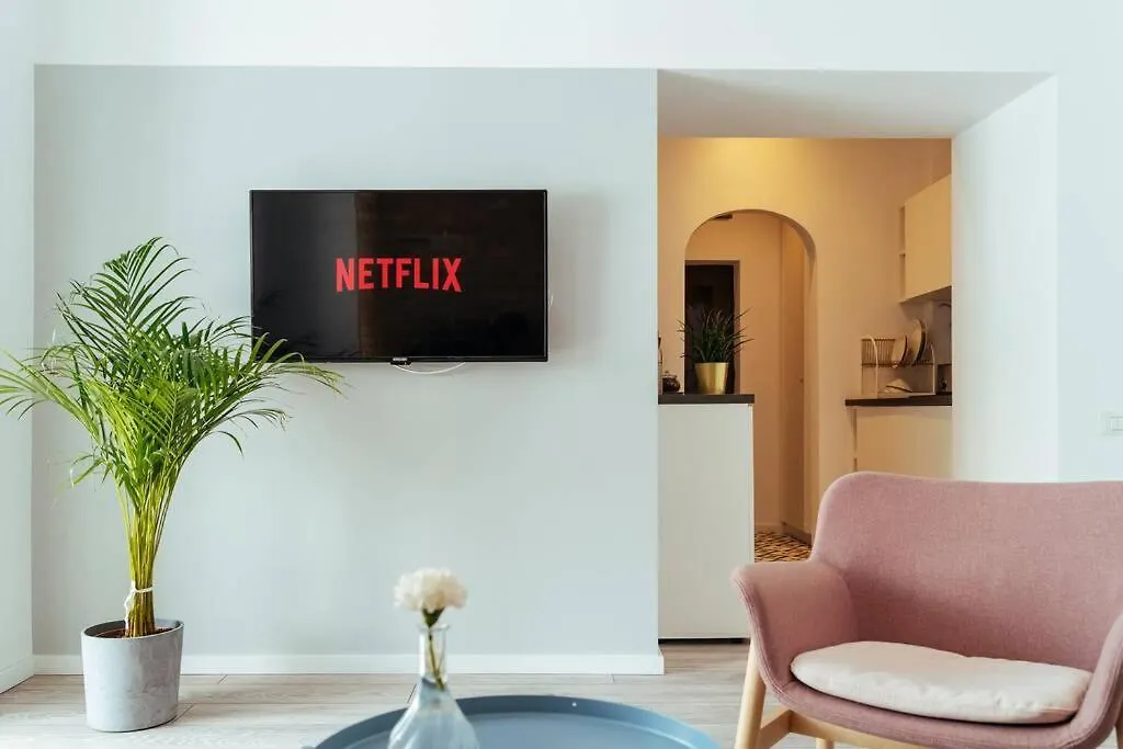 Beautiful Apartment - Top Location + Netflix 布加勒斯特